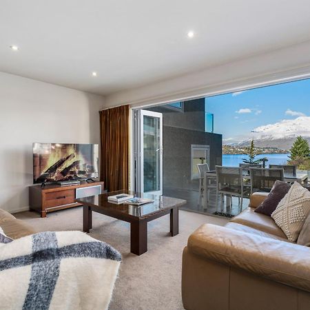 Lakefront Living - 4 Bedrm Apartment Alpine Vilage Queenstown Kültér fotó